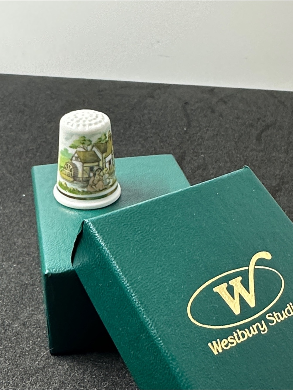 Green Thimble with Cottage Scene